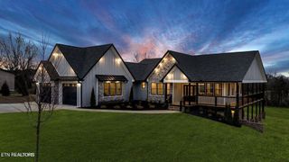 937 Disco Loop Rd, Friendsville, TN 37737