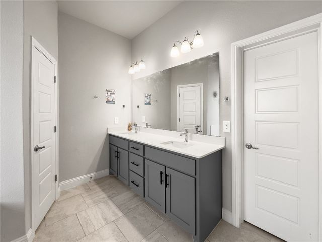 3722 Autumncrest Street, Grand Prairie, TX 76065