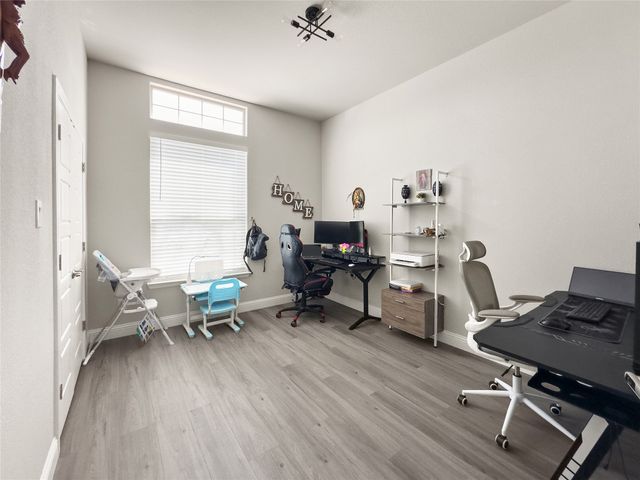 3722 Autumncrest Street, Grand Prairie, TX 76065