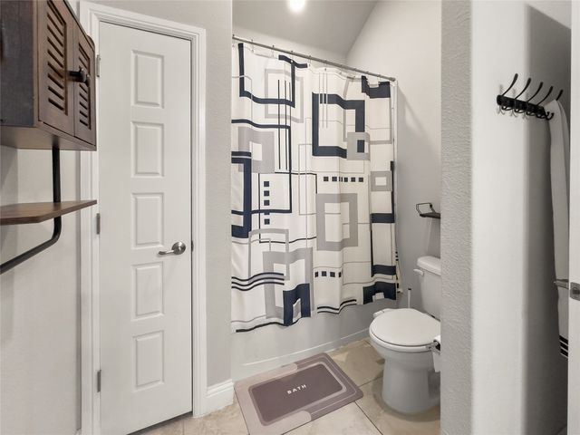 3722 Autumncrest Street, Grand Prairie, TX 76065