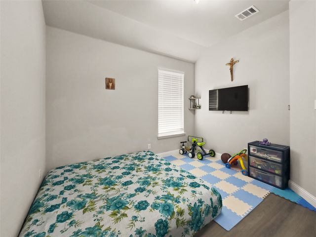 3722 Autumncrest Street, Grand Prairie, TX 76065