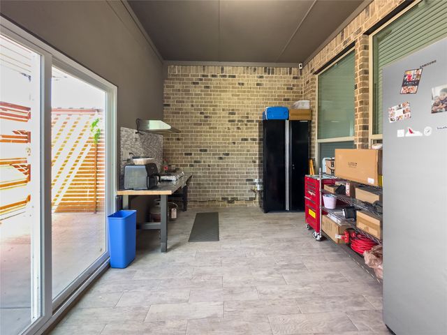 3722 Autumncrest Street, Grand Prairie, TX 76065