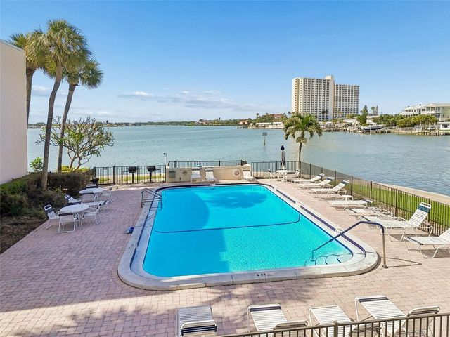 7540 BAY ISLAND DRIVE S 162, South Pasadena, FL 33707