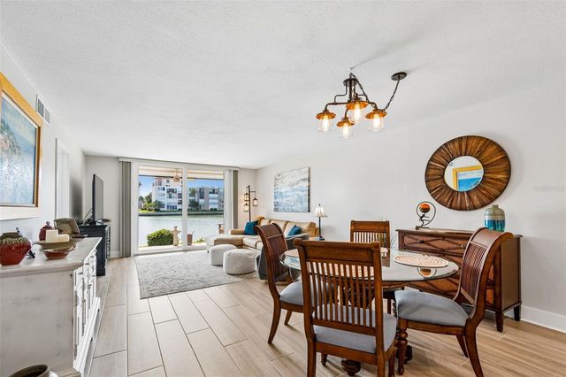 7540 BAY ISLAND DRIVE S 162, South Pasadena, FL 33707