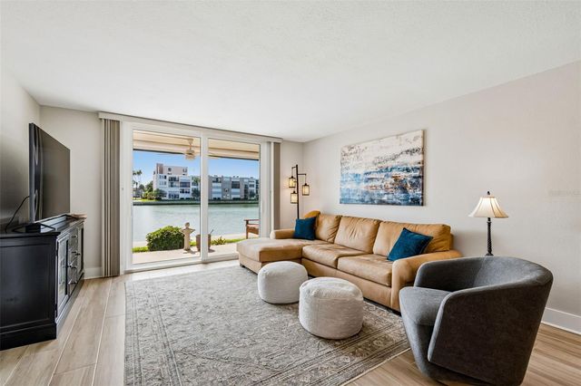 7540 BAY ISLAND DRIVE S 162, South Pasadena, FL 33707