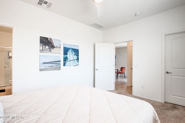 9239 N Peridot Vista Avenue, Tucson, AZ 85742