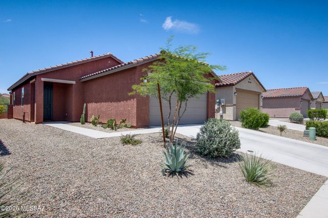 9239 N Peridot Vista Avenue, Tucson, AZ 85742