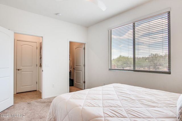 9239 N Peridot Vista Avenue, Tucson, AZ 85742