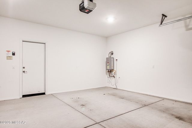 9239 N Peridot Vista Avenue, Tucson, AZ 85742