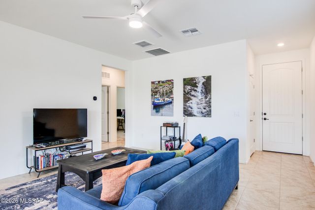 9239 N Peridot Vista Avenue, Tucson, AZ 85742