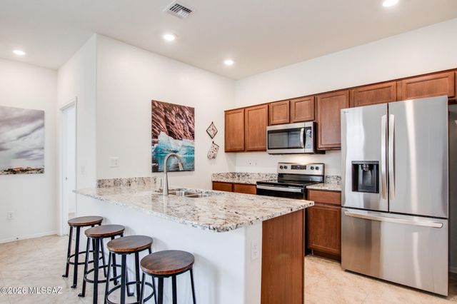 9239 N Peridot Vista Avenue, Tucson, AZ 85742
