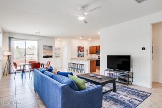 9239 N Peridot Vista Avenue, Tucson, AZ 85742