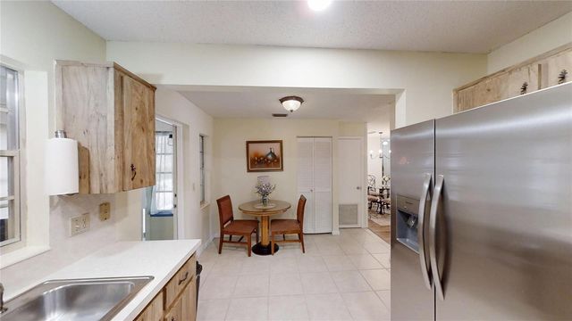 8665 SW 94TH STREET E, Ocala, FL 34481