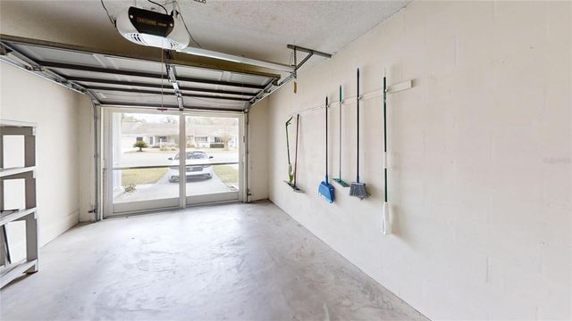 8665 SW 94TH STREET E, Ocala, FL 34481