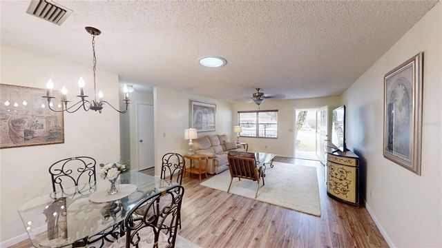 8665 SW 94TH STREET E, Ocala, FL 34481