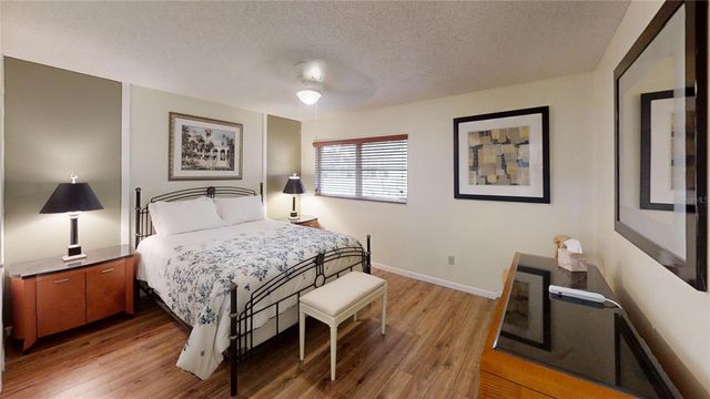 8665 SW 94TH STREET E, Ocala, FL 34481