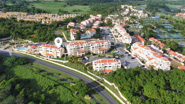 285 PALMAS INN WAY CORNER SE 1301, Humacao, PR 00791