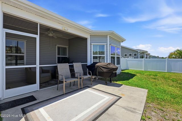 18 Lighthouse Cove Loop, Calabash, NC 28467