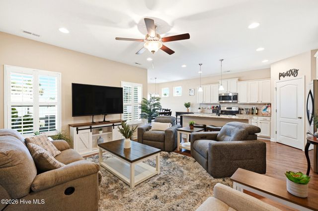 18 Lighthouse Cove Loop, Calabash, NC 28467