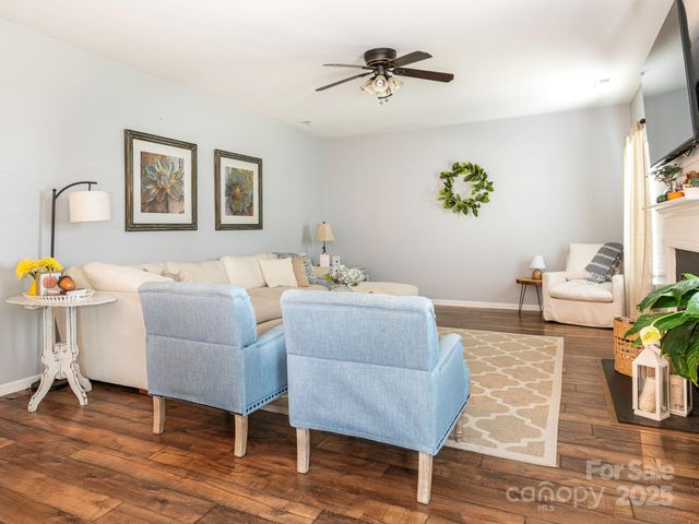 8208 Stourhead Gardens Lane, Waxhaw, NC 28173