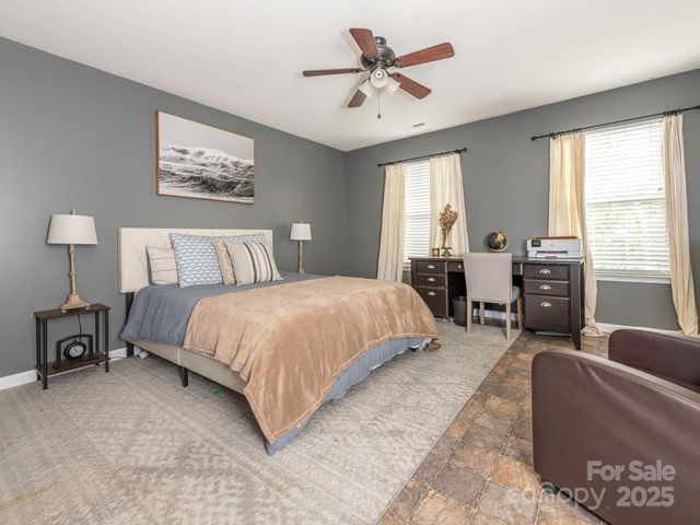 8208 Stourhead Gardens Lane, Waxhaw, NC 28173