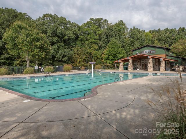 8208 Stourhead Gardens Lane, Waxhaw, NC 28173