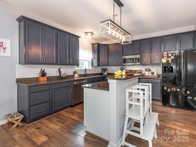 8208 Stourhead Gardens Lane, Waxhaw, NC 28173