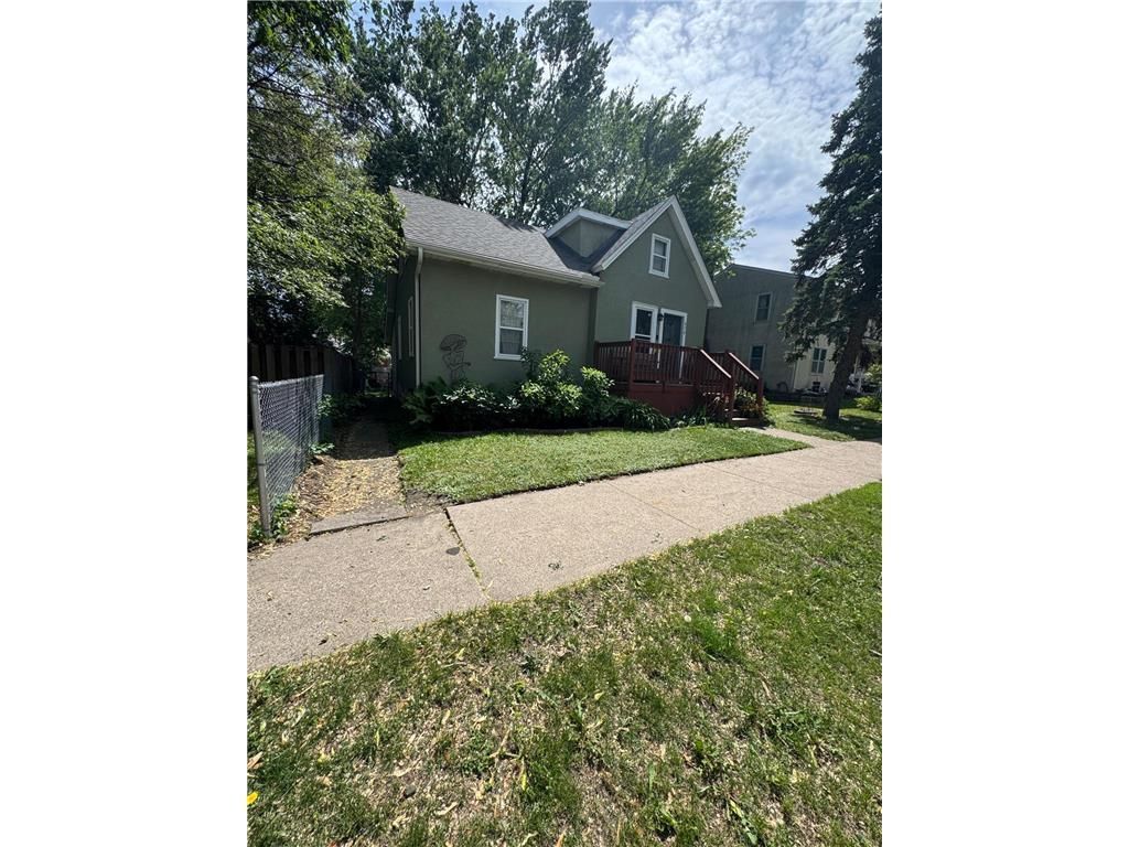 878 Monroe Court, Saint Paul, MN 55102 — photo 3