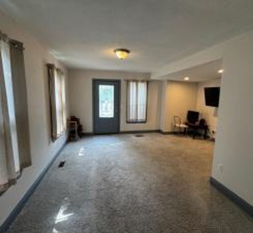 878 Monroe Court, Saint Paul, MN 55102 — photo 5
