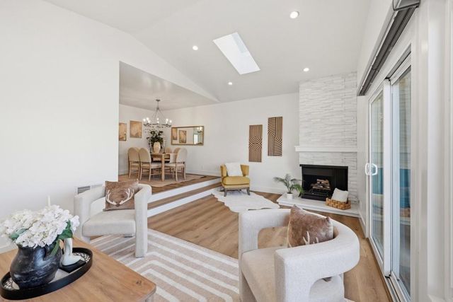 1259 Shoal Drive, San Mateo, CA 94404