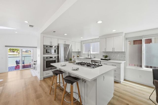 1259 Shoal Drive, San Mateo, CA 94404