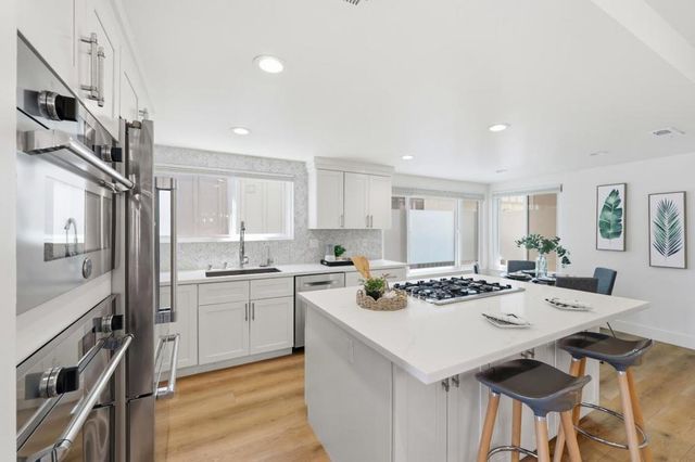 1259 Shoal Drive, San Mateo, CA 94404