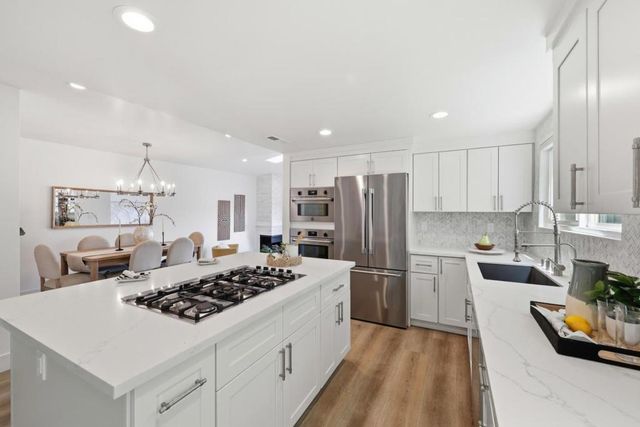 1259 Shoal Drive, San Mateo, CA 94404