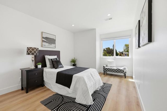 1259 Shoal Drive, San Mateo, CA 94404