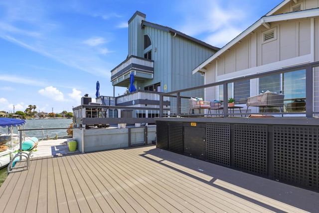 1259 Shoal Drive, San Mateo, CA 94404