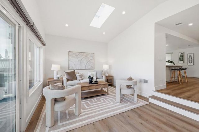 1259 Shoal Drive, San Mateo, CA 94404