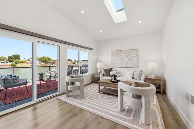 1259 Shoal Drive, San Mateo, CA 94404