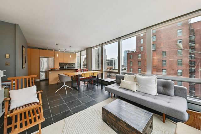 1300 N ASTOR Street 14C, Chicago, IL 60610