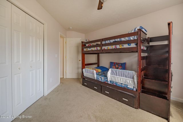 3916 Mimosa View Dr, Louisville, KY 40299