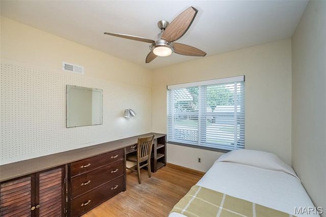 7401 Sharp Avenue, St Louis, MO 63116