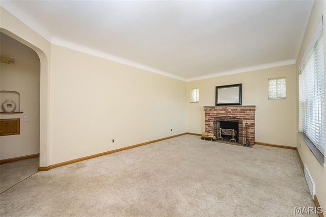 7401 Sharp Avenue, St Louis, MO 63116