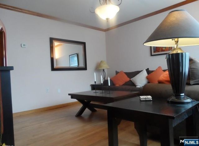 404-406 Chestnut Street 30, Newark, NJ 07105