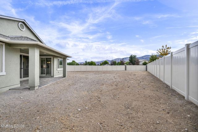 556 Alfalfa Fields Lane, Reno, NV 89521