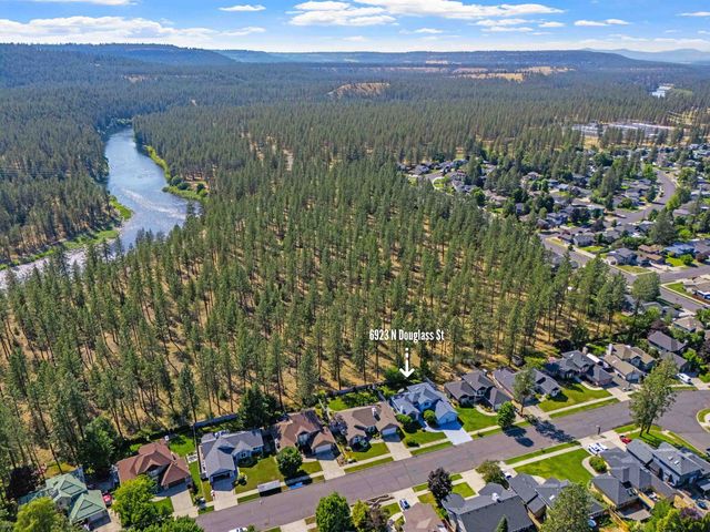 6923 N Douglass St, Spokane, WA 99208