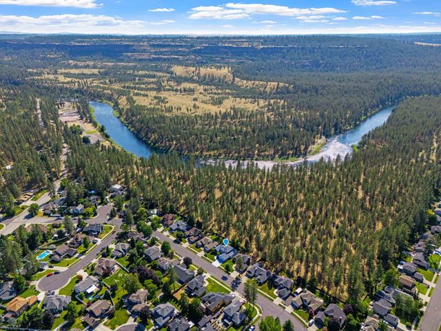 6923 N Douglass St, Spokane, WA 99208