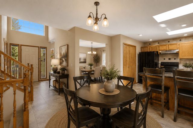 6923 N Douglass St, Spokane, WA 99208