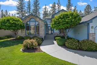 6923 N Douglass St, Spokane, WA 99208