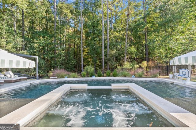 370 Woodcreek Lane, Fayetteville, GA 30215