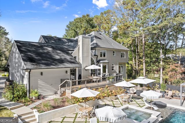 370 Woodcreek Lane, Fayetteville, GA 30215