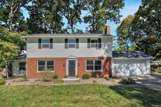 18225 Amberly Lane, South Bend, IN 46637